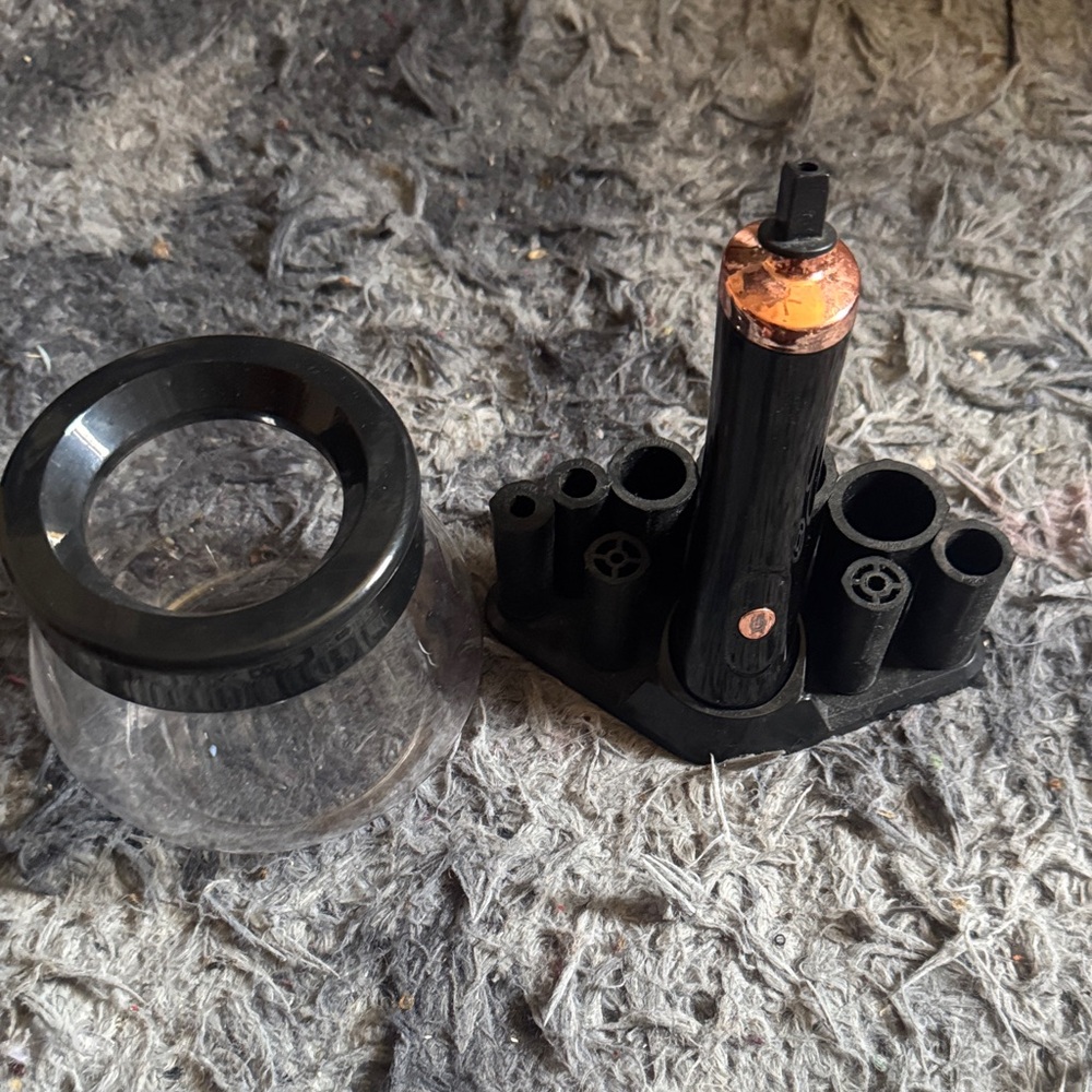 Make up Brush Cleaner! Black and Copper Rotary Tool Bit w/ Clear Magnifying Cup